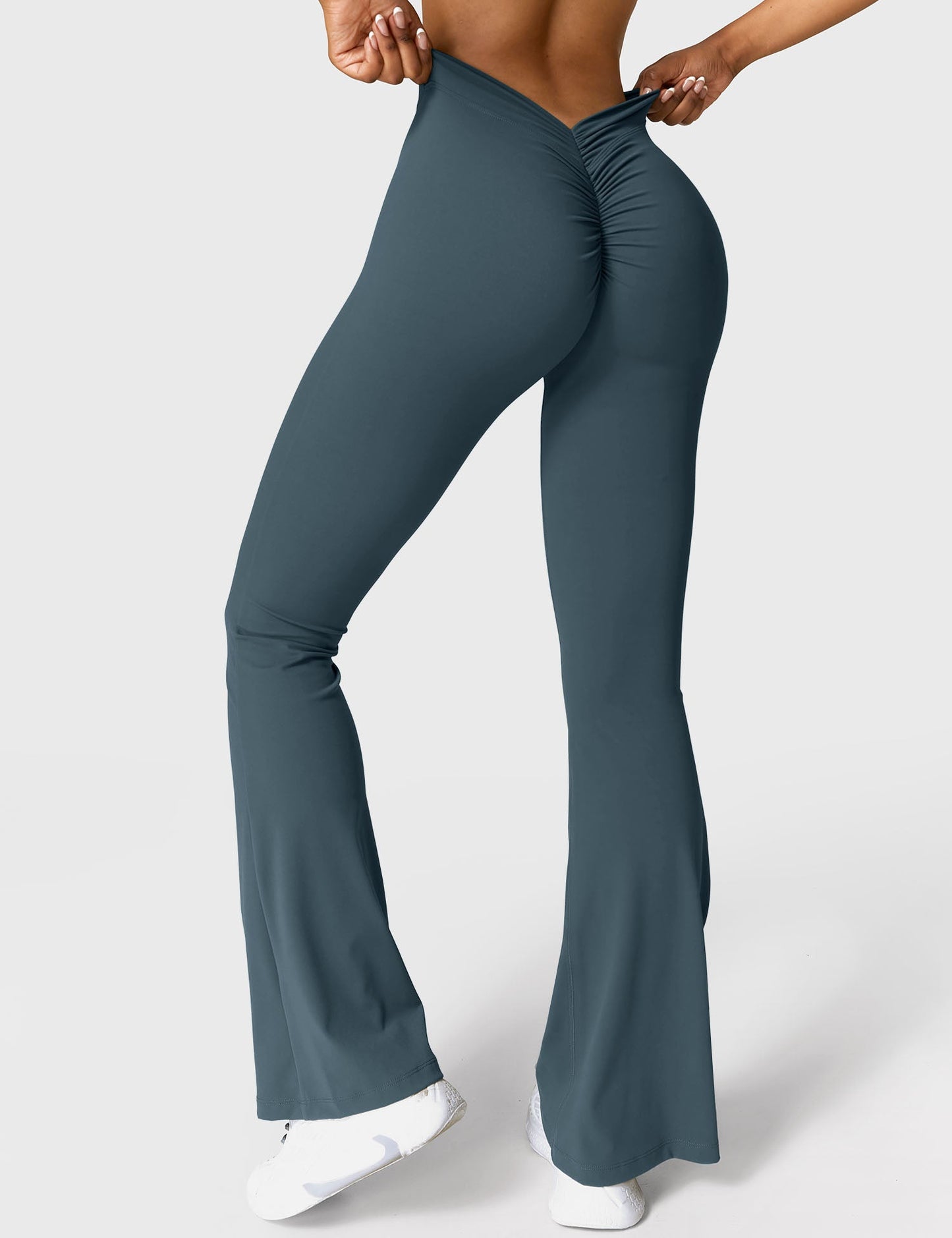 Tebeary Daze V-back Flare Leggings