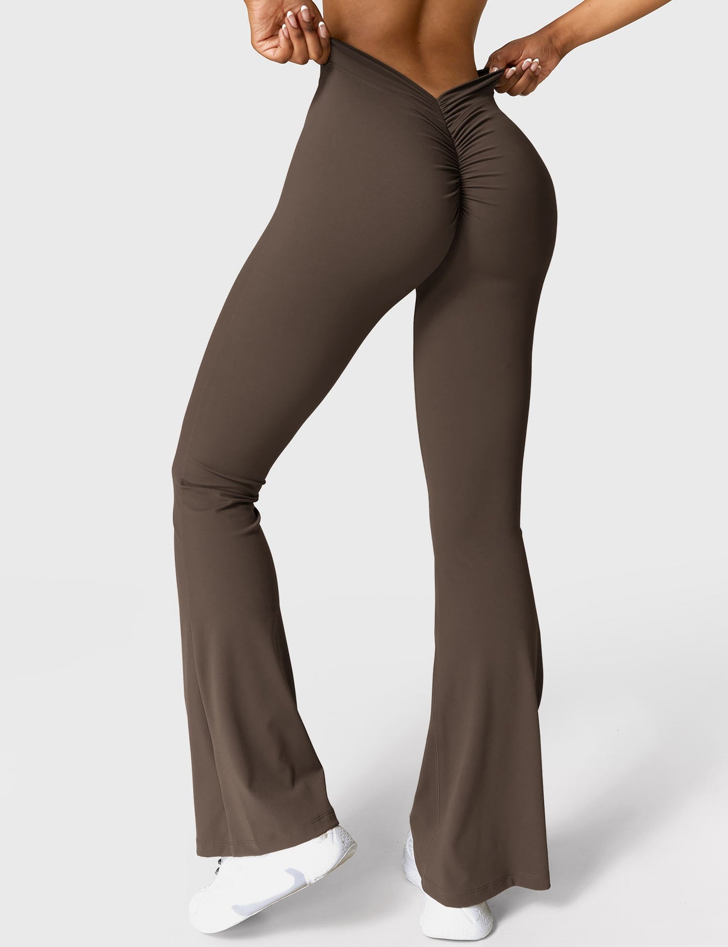 Tebeary Daze V-back Flare Leggings