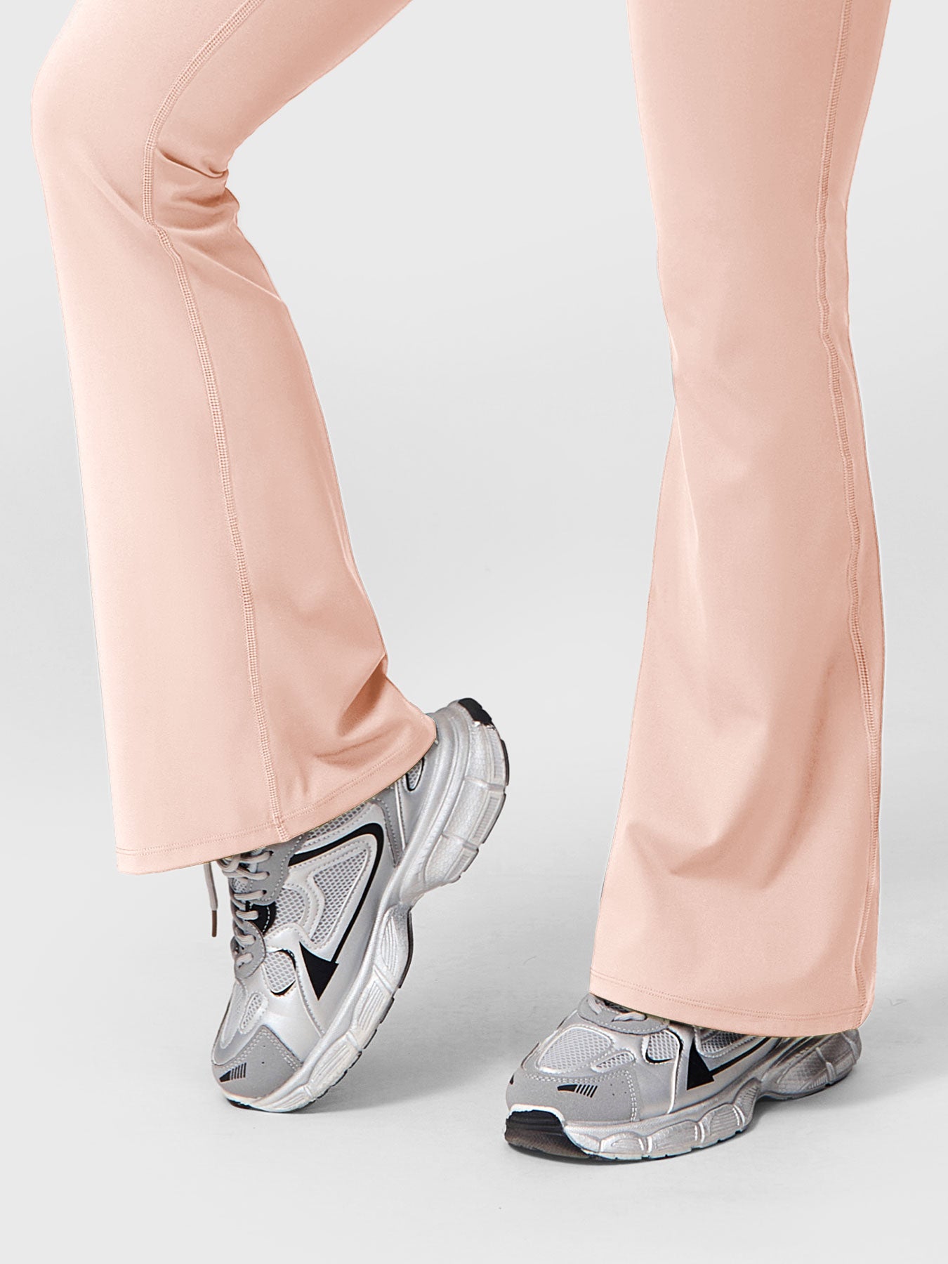 Tebeary Dosa Ruffle Pocket Flare Leggings