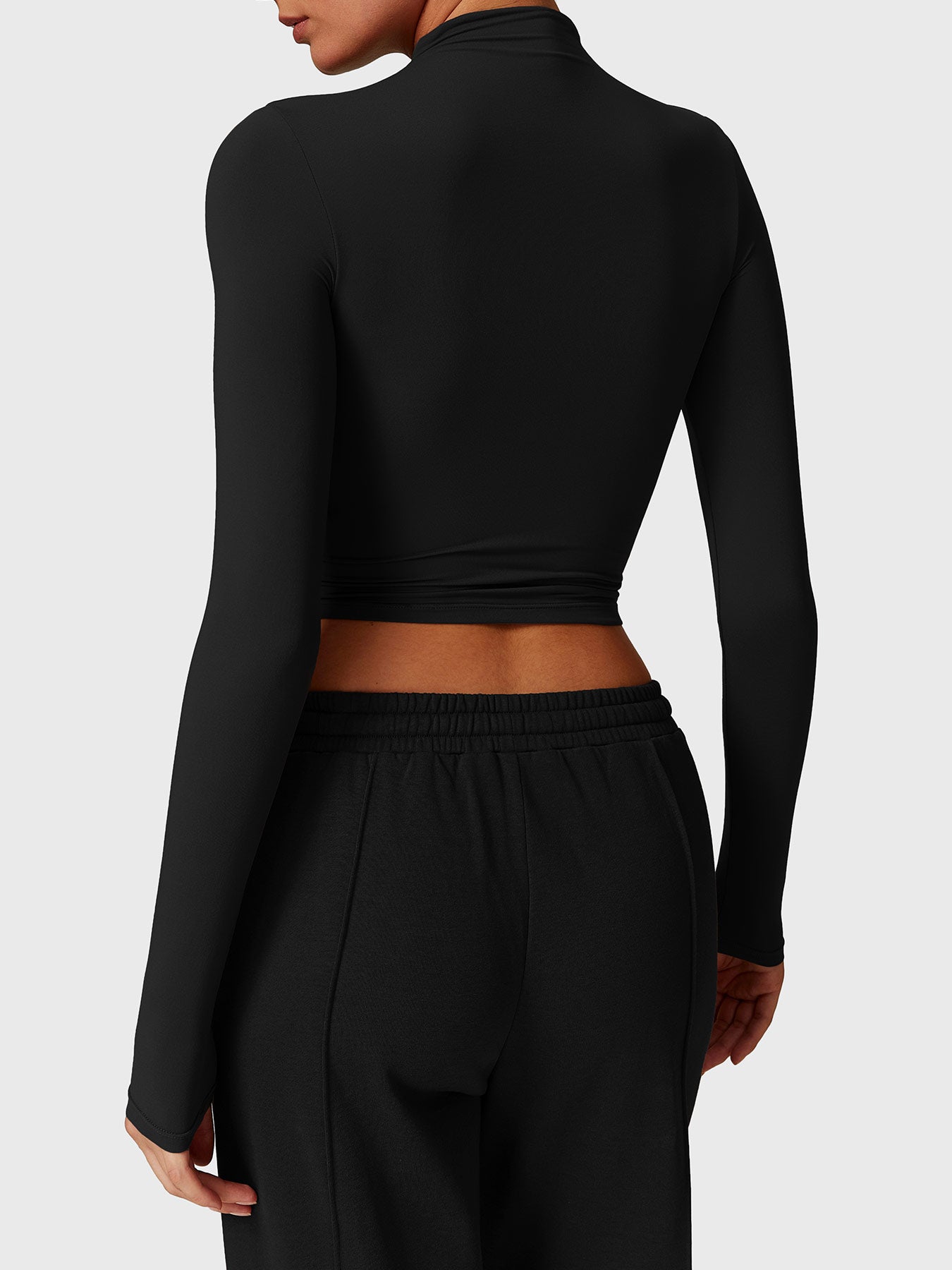Tebeary Heno Turtle Neck Long Sleeve Crop Top