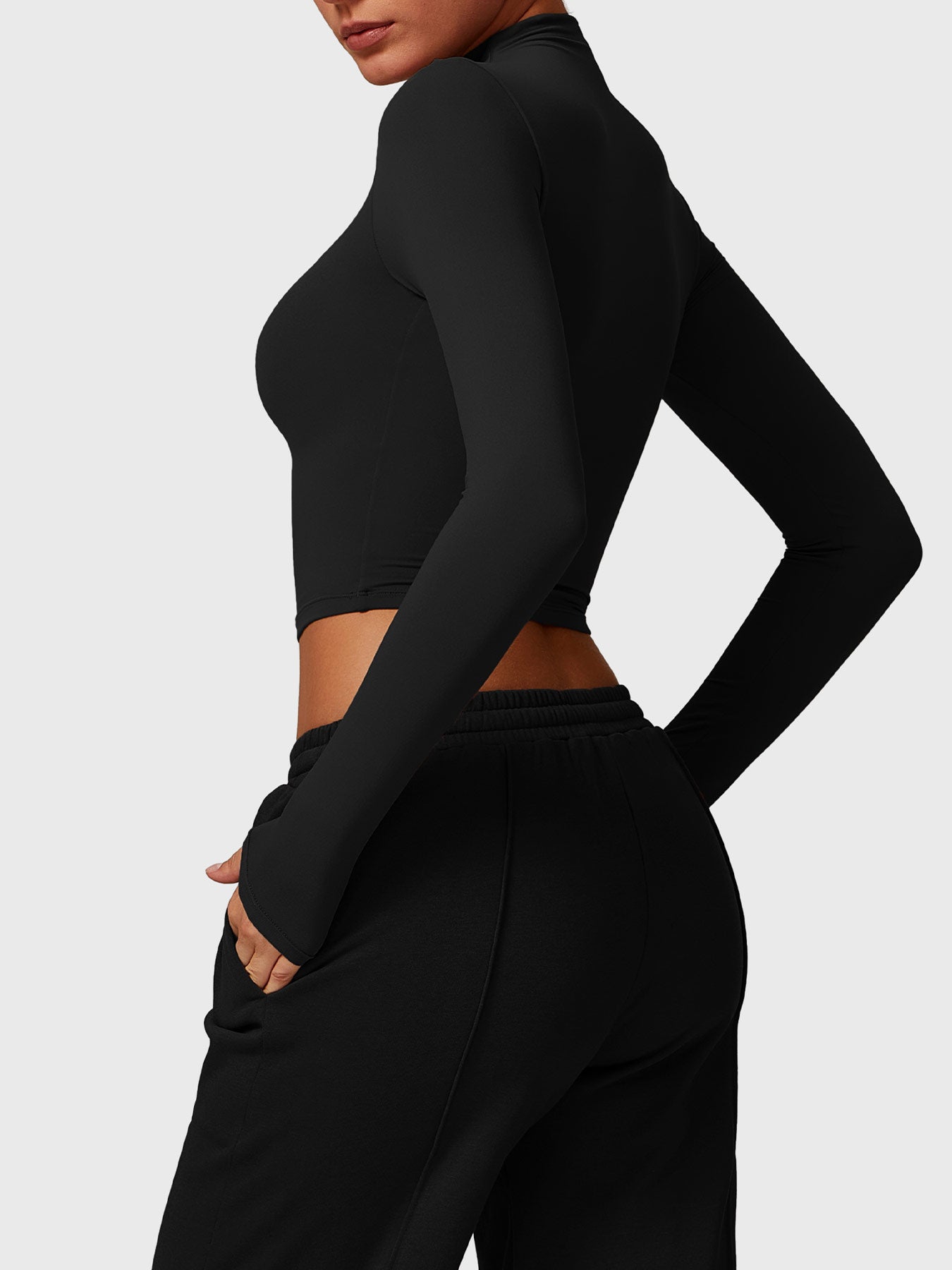 Tebeary Heno Turtle Neck Long Sleeve Crop Top