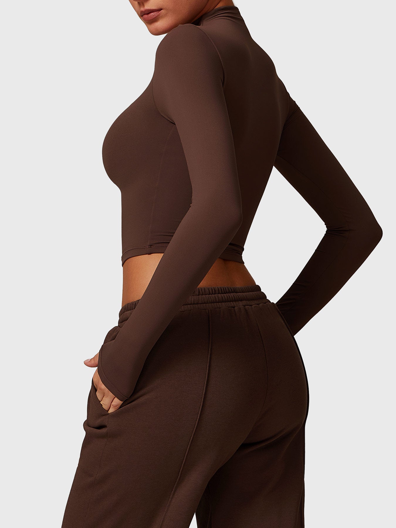 Tebeary Heno Turtle Neck Long Sleeve Crop Top