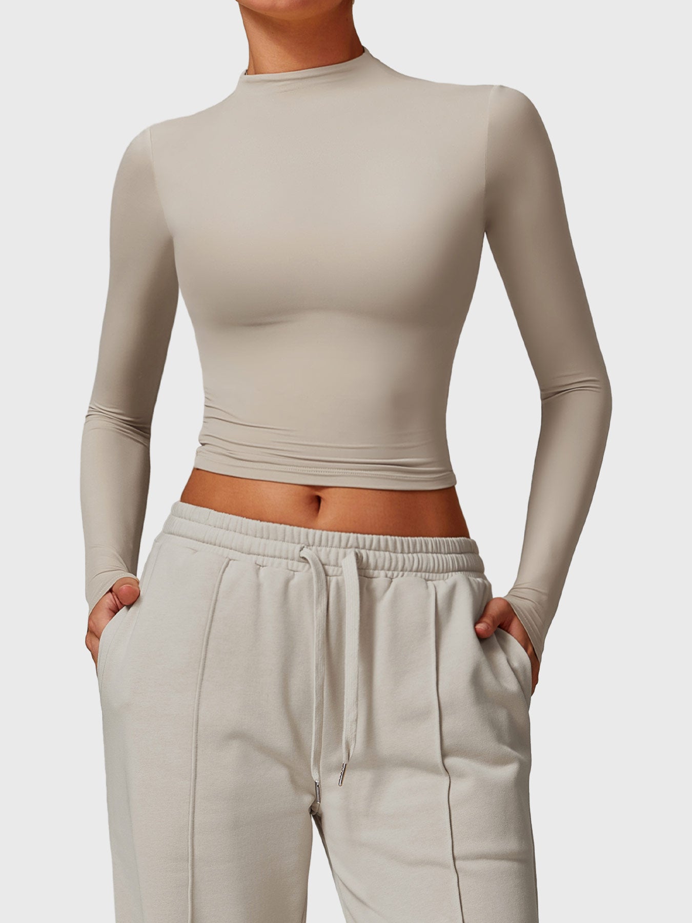 Tebeary Heno Turtle Neck Long Sleeve Crop Top