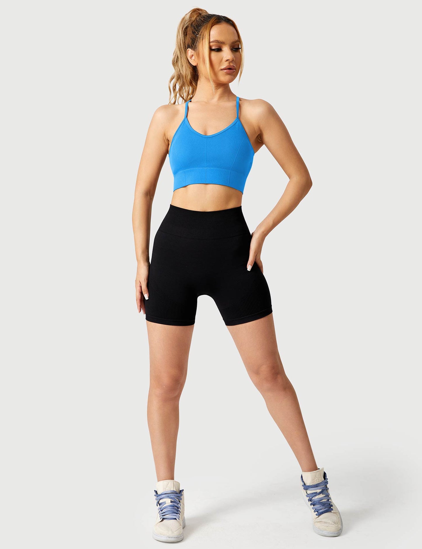 Tebeary Wawn Sports Bra