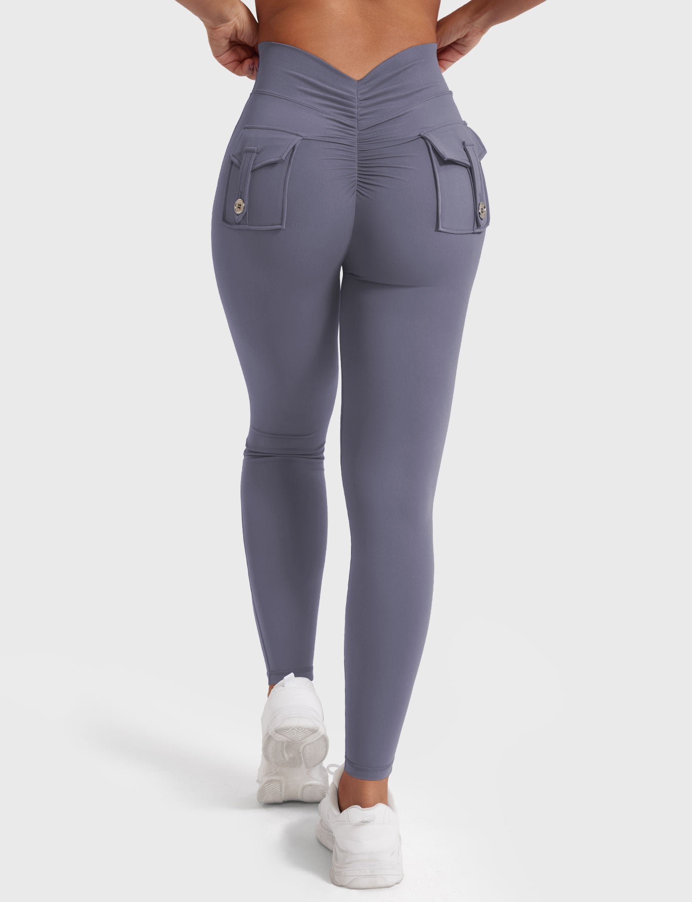 Tebeary V-Back Charm Leggings