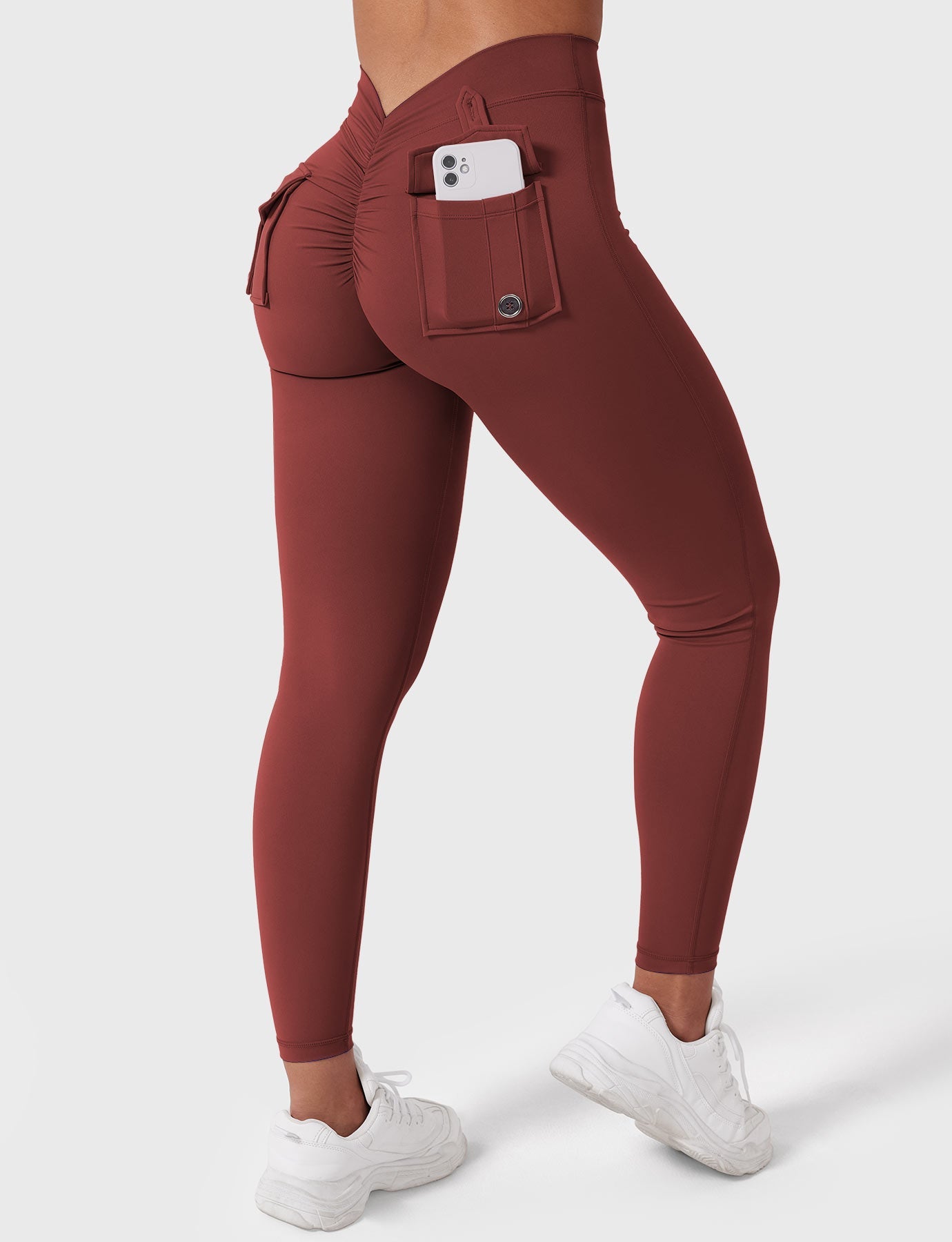 Tebeary V-Back Charm Leggings