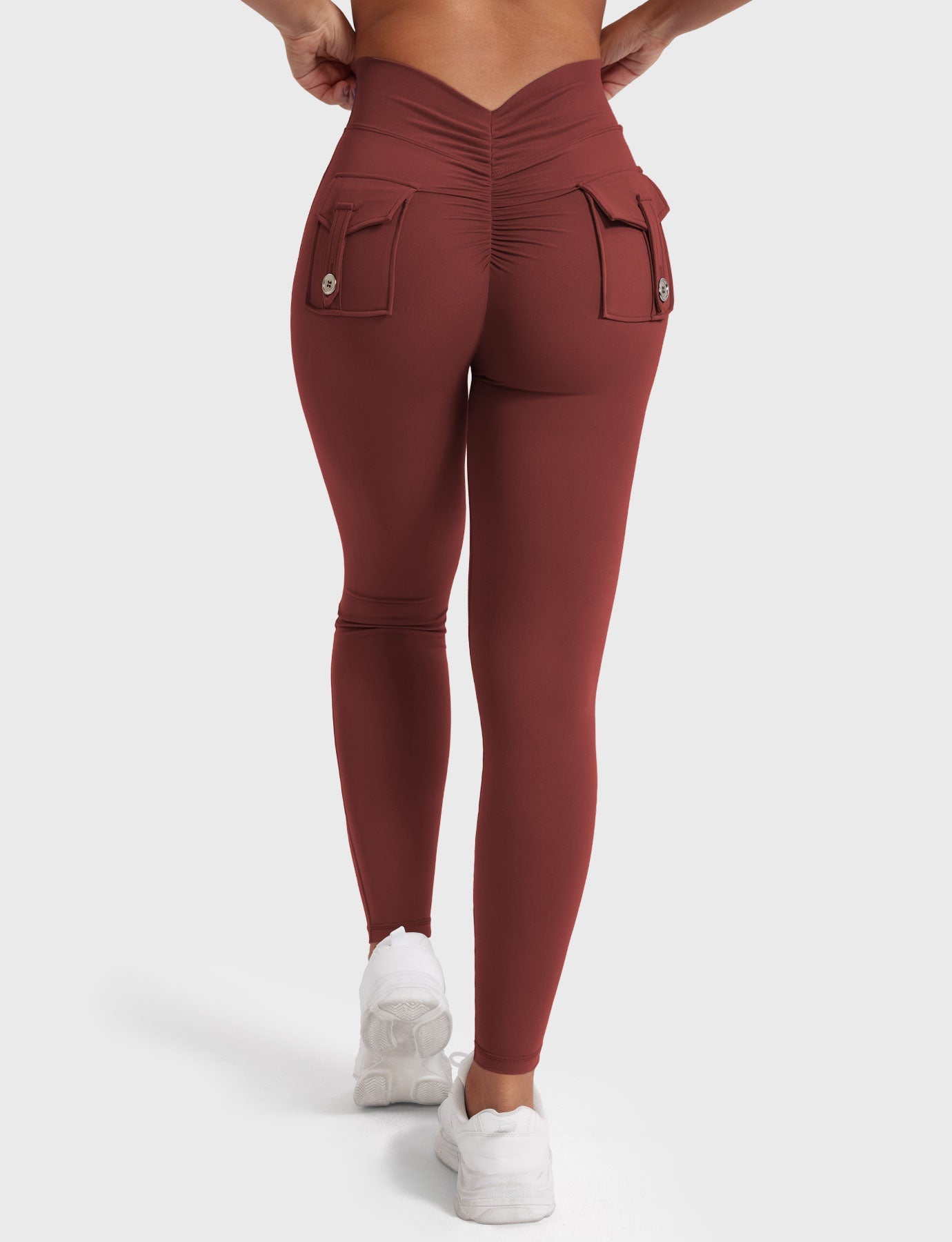 Tebeary V-Back Charm Leggings