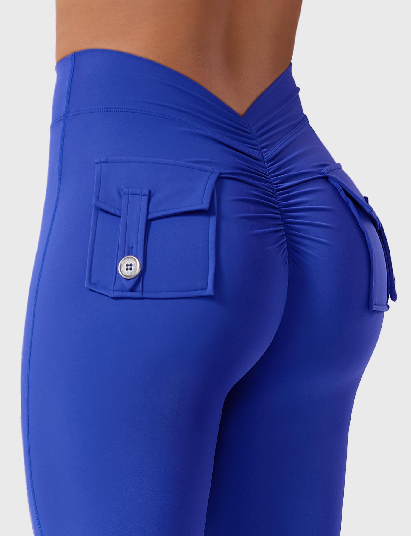 Tebeary V-Back Charm Leggings