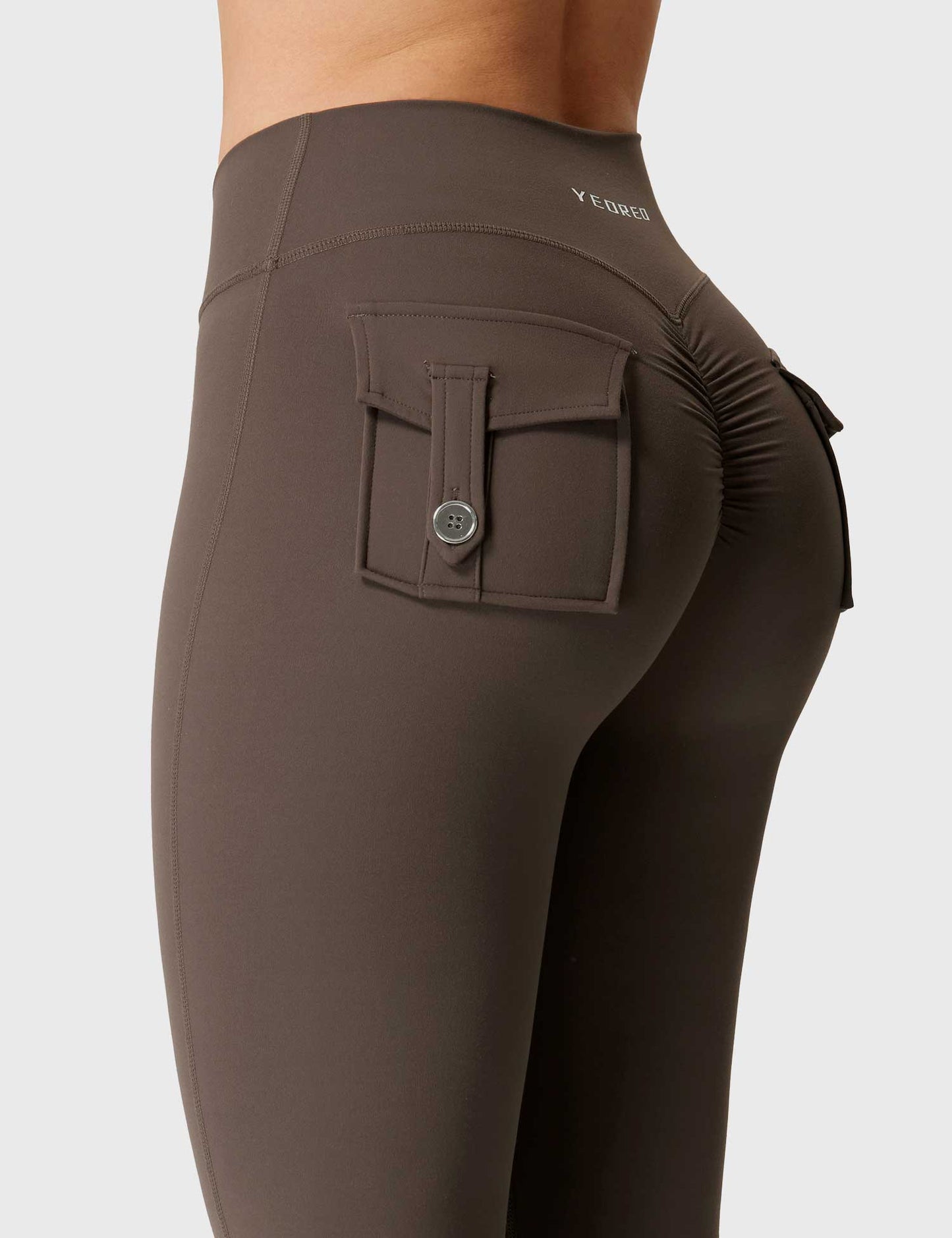 Tebeary V-waistband Charm Leggings