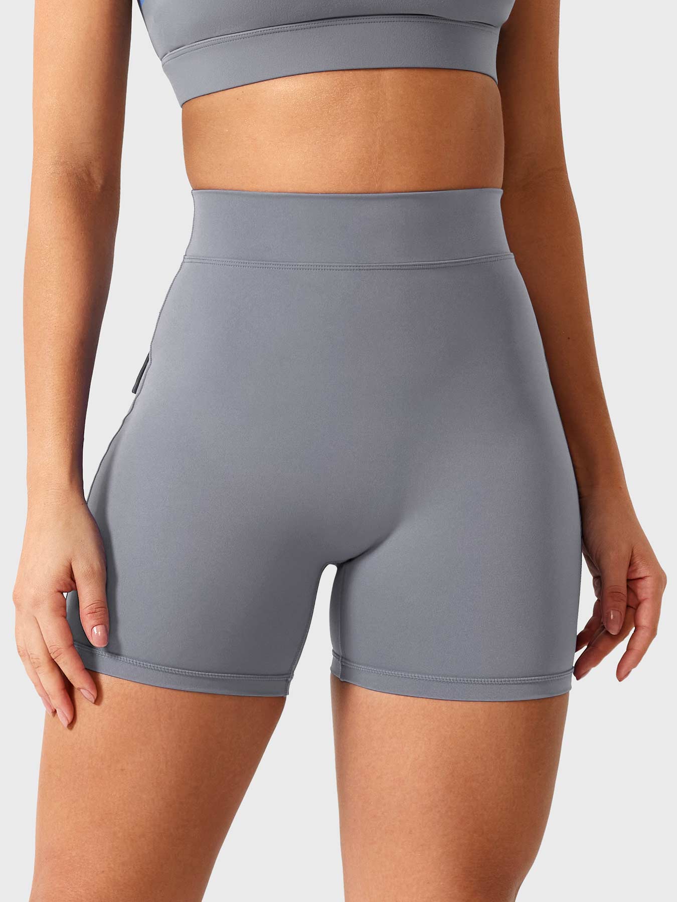 Tebeary V-Back Charm Shorts