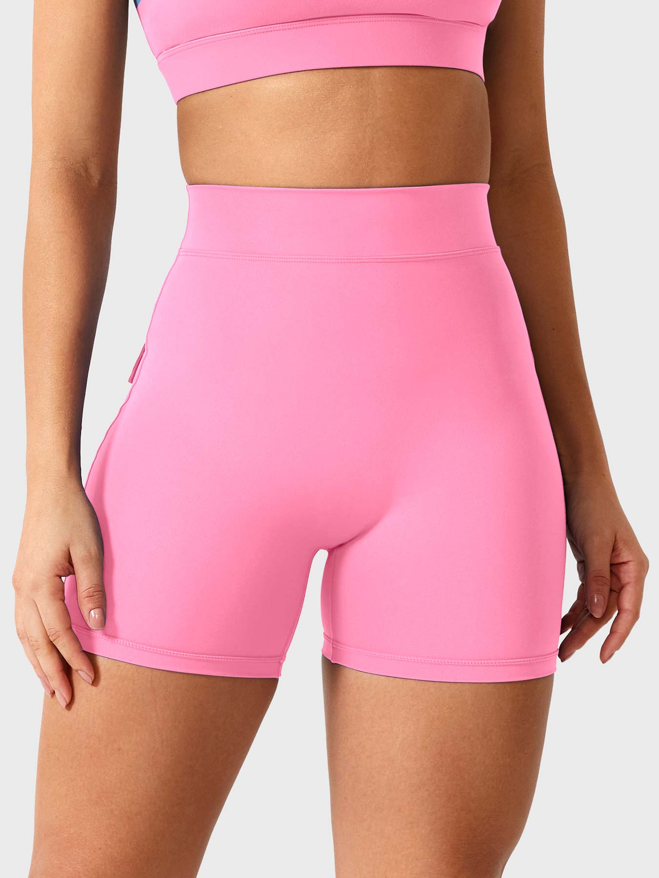 Tebeary V-Back Charm Shorts